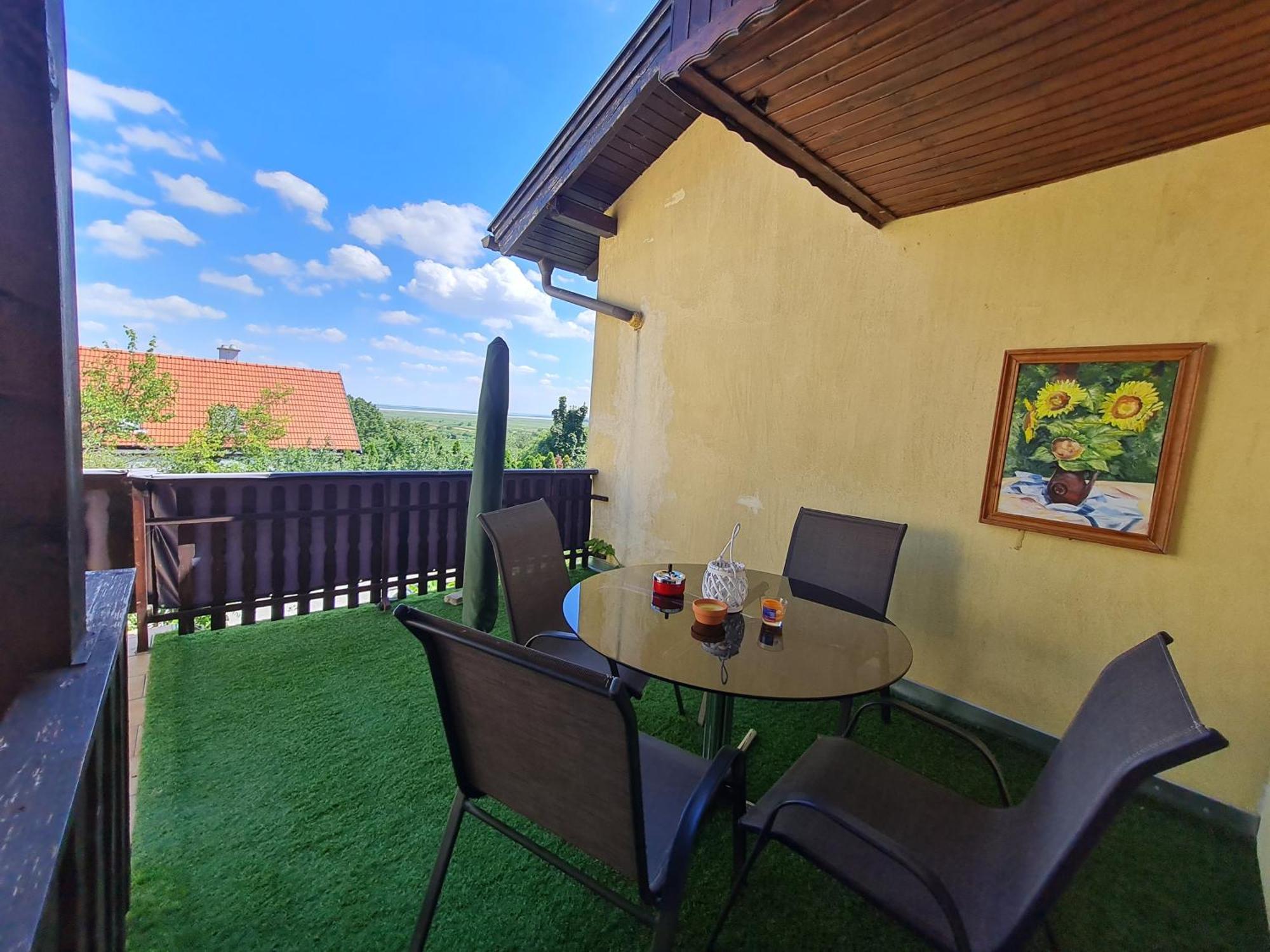 Ferienwohnungen Oedenburgerhof Mörbisch am See Zewnętrze zdjęcie